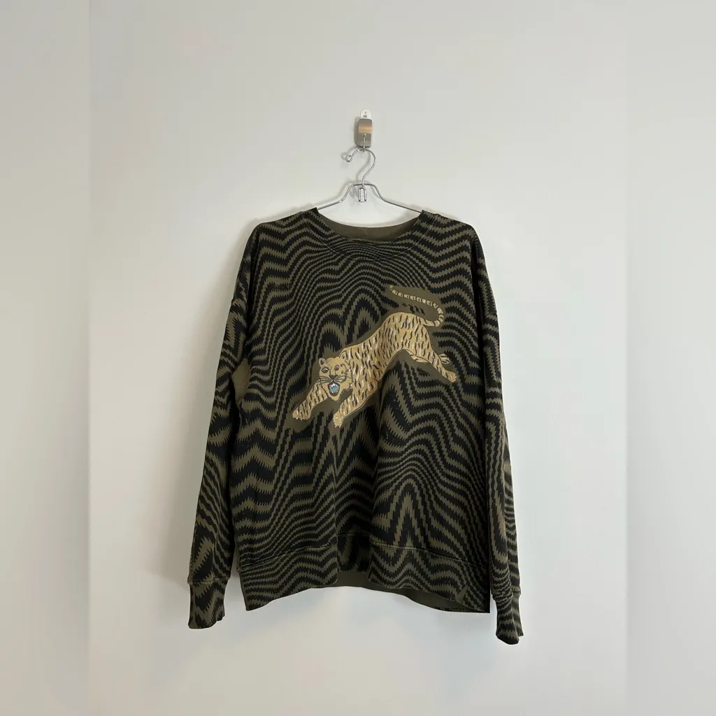 Raquel Allegra Fire Tiger Vibrations Sweatshirt in Forest size 2 (Medium) Green - Image 2
