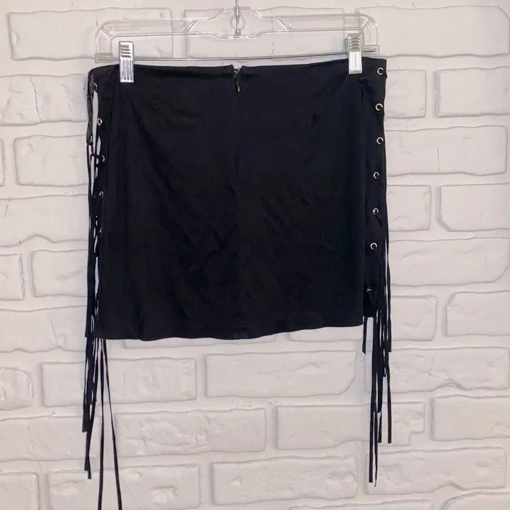 Tobi lace up black soft skirt size small - Image 7