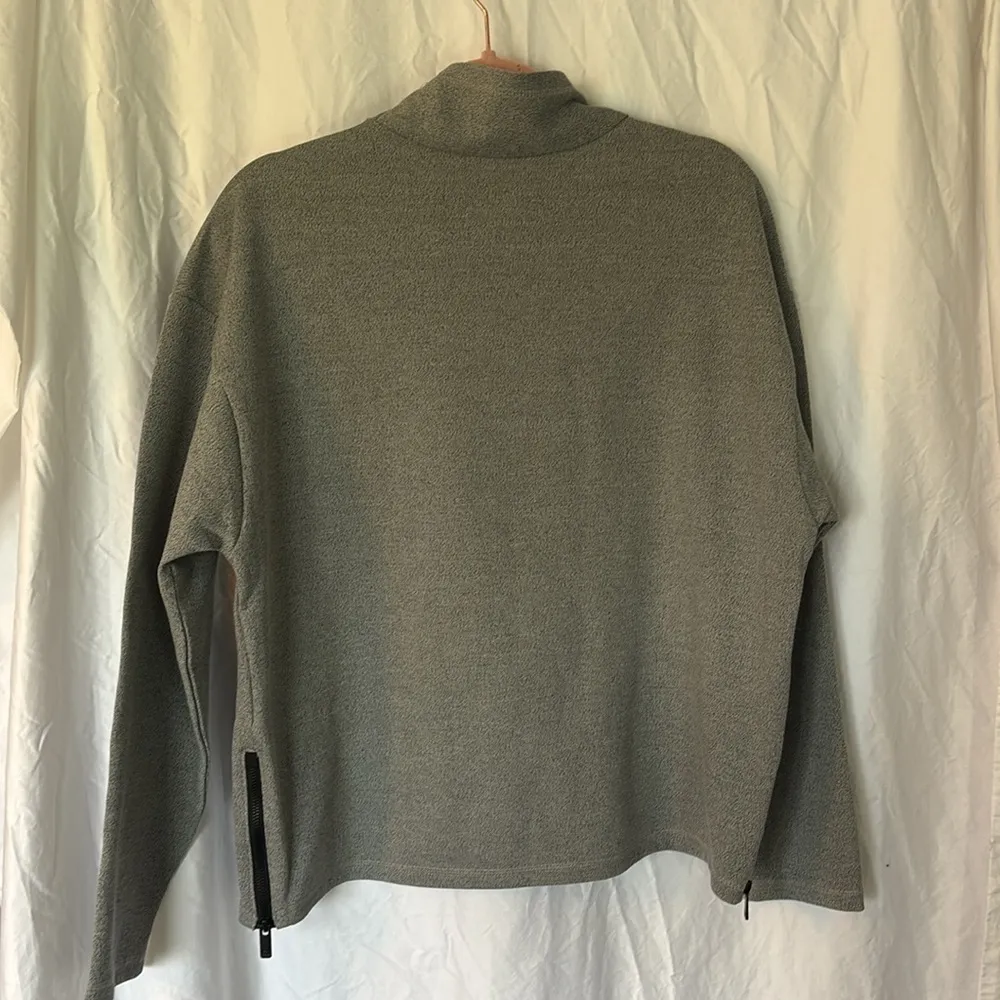 OGIO Ladies Transition Pullover Sweatshirt - Image 10