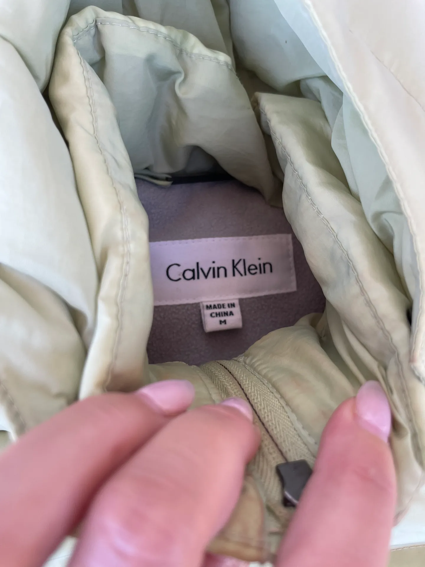 Calvin Klein womens boxy puffer jacket lime green - Image 4