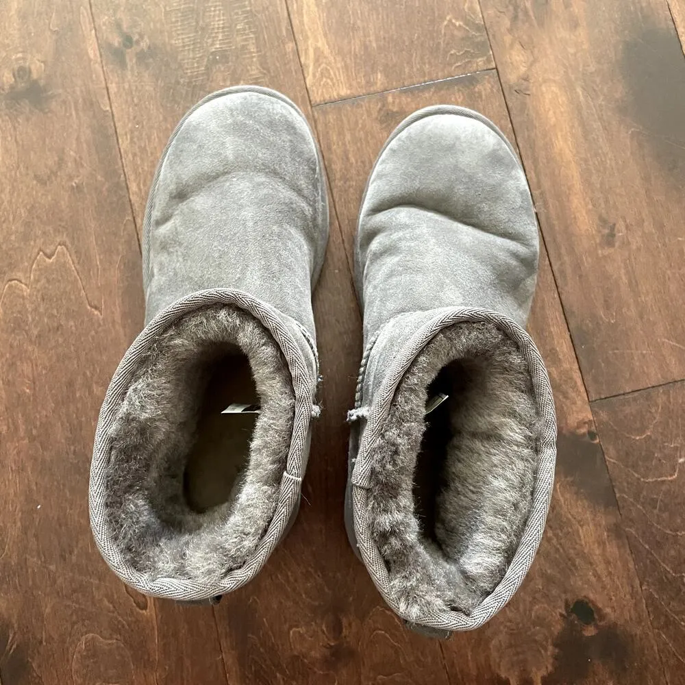 new ugg classic mini II boots gray size 8 - Image 2