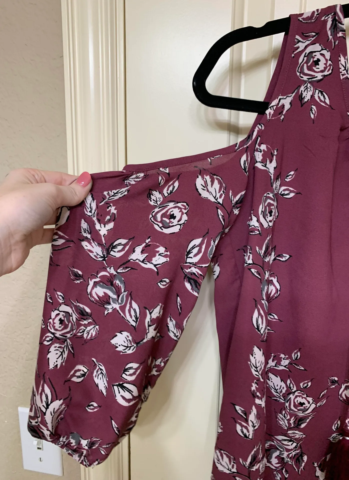 Floral Cold-Shoulder Dress - Image 5