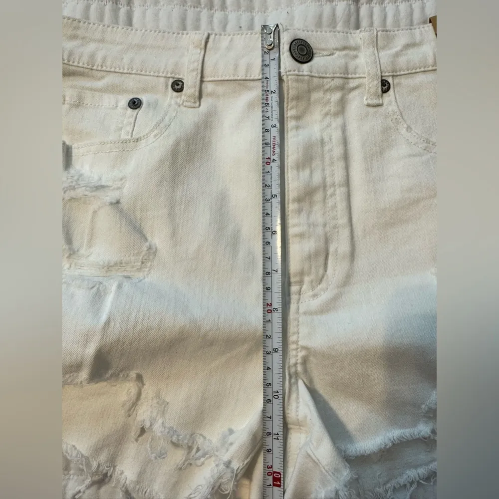 NWT Aeropostale High Rise Shorts Size 10 White - Image 6
