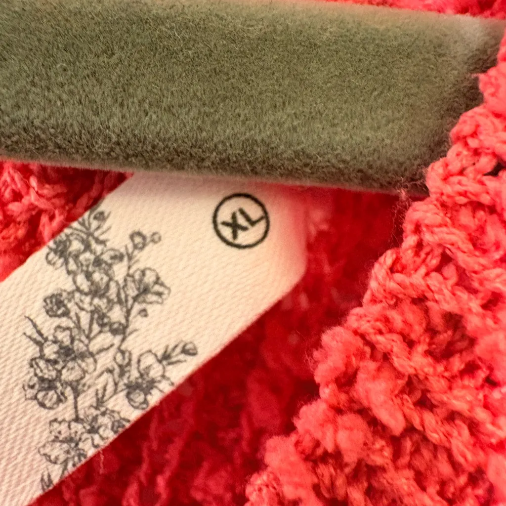 Altar’d State Coral Pink Cropped Knit V-Neck Sweater Soft Cozy Feminine XL - Image 5