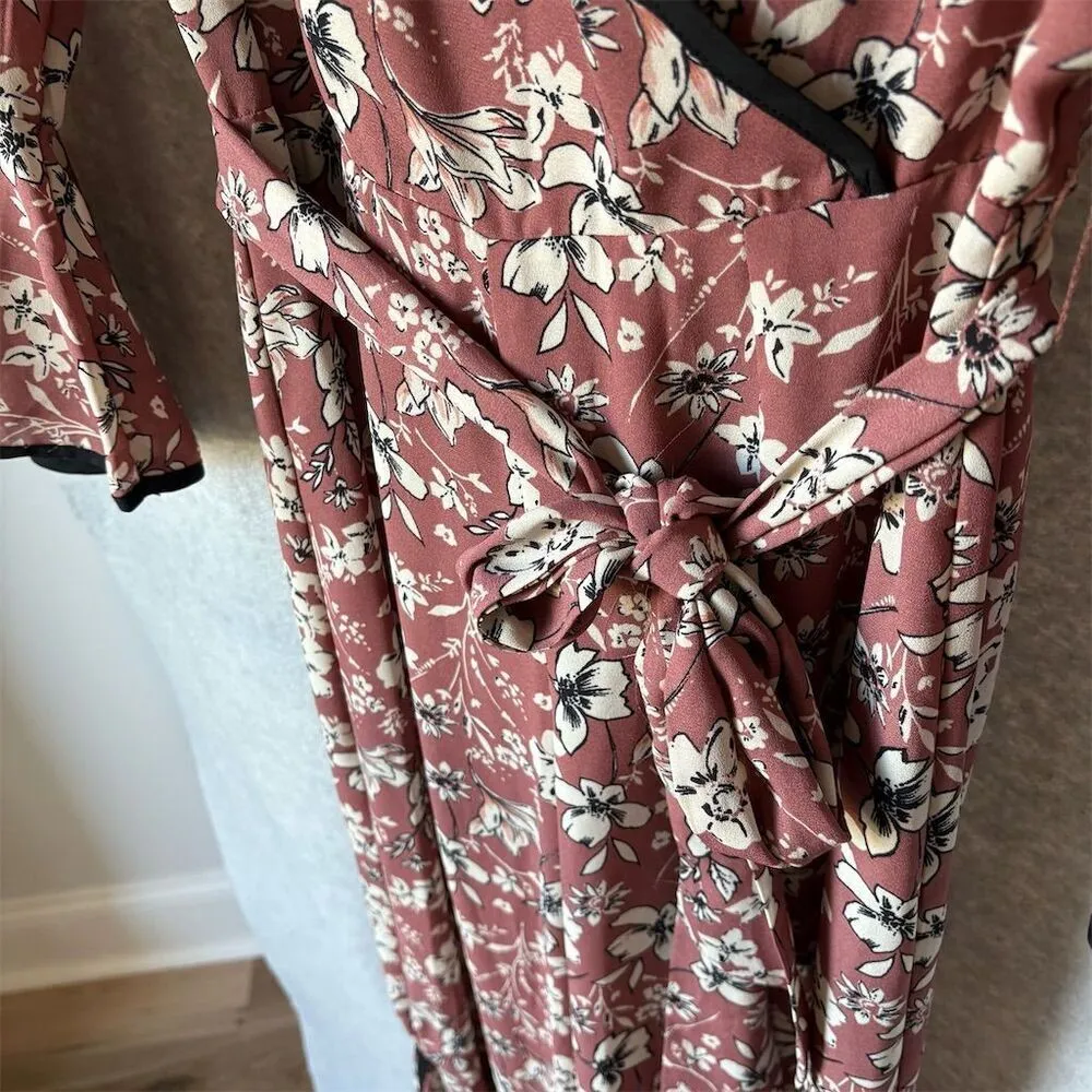 Floral Surplice Romper Long Length V - Image 4