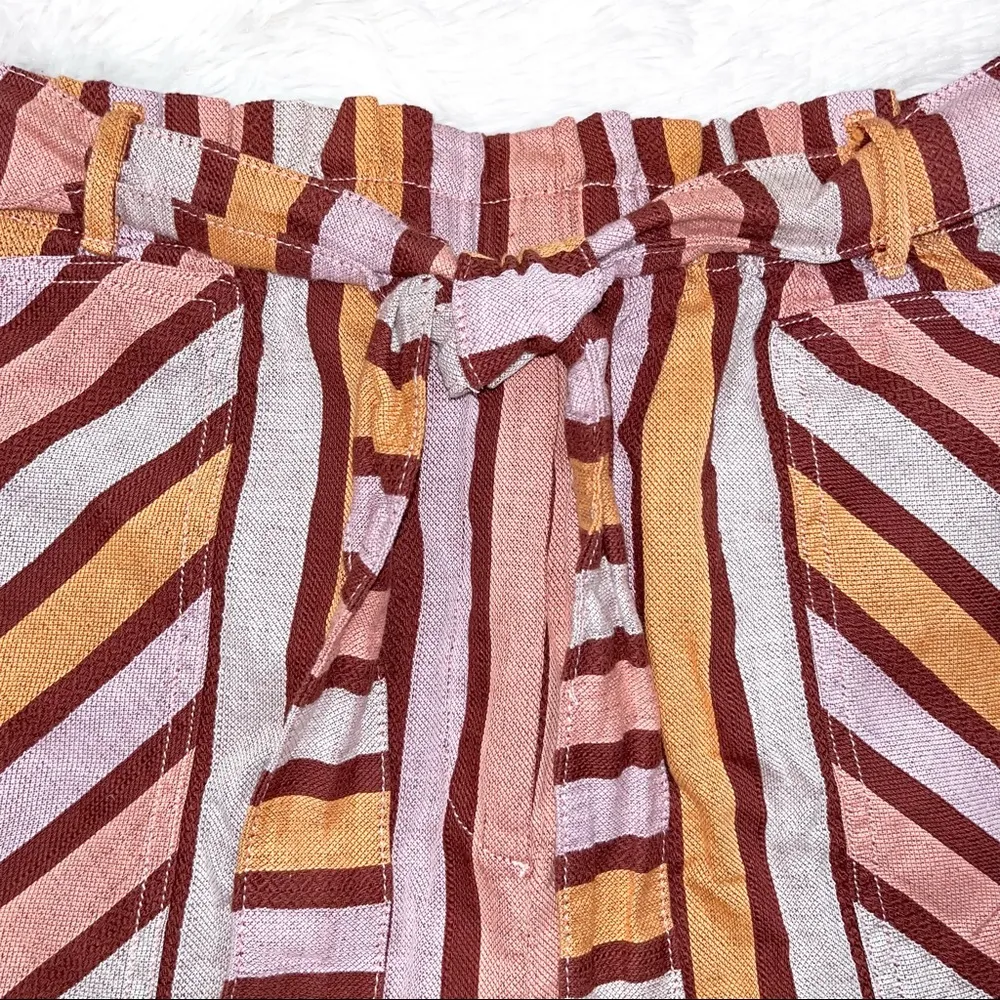 Red Motif High Waist Belted Stripe Shorts Large Petite - Image 6