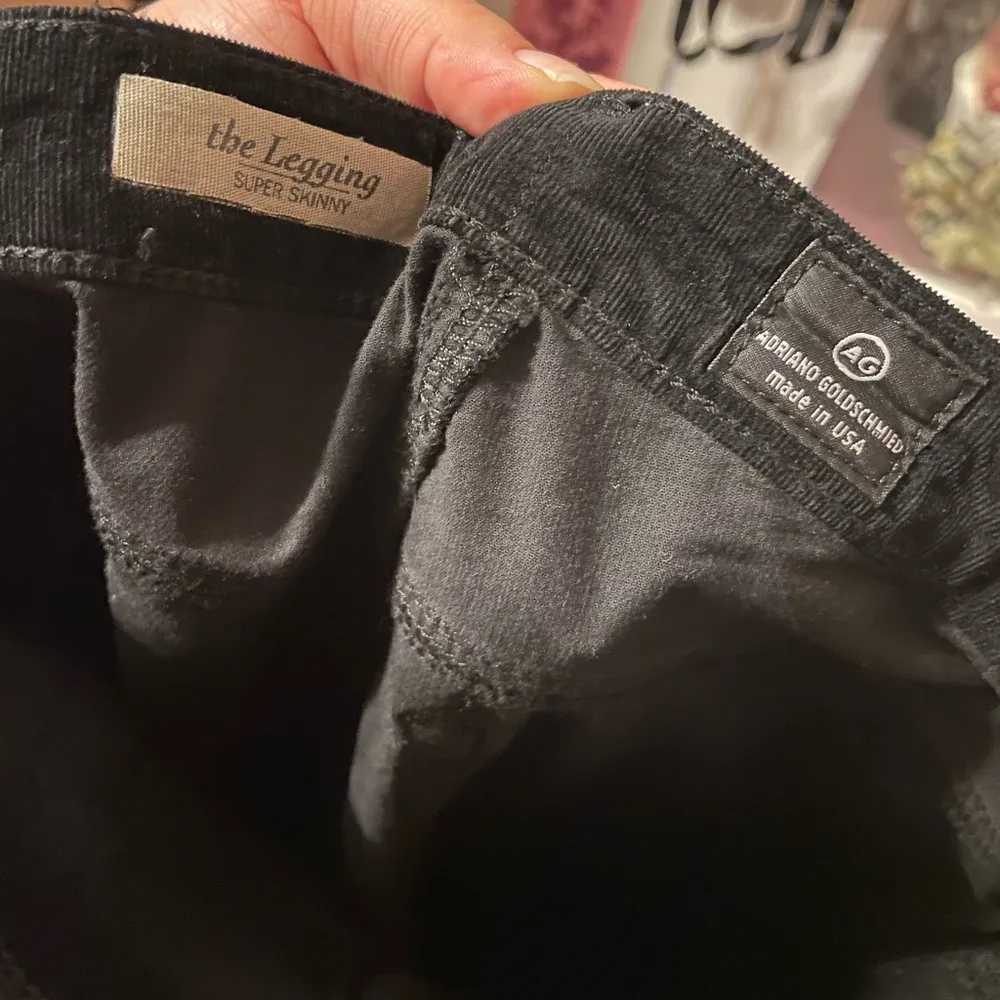 AG ADRIANO GOLDSCHMIED BLACK VELOUR SUPER SKINNY LEGGING PANT - Image 4