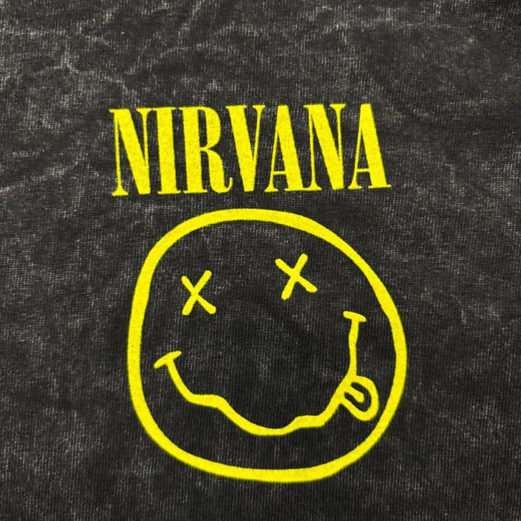 Nirvana Nevermind Smiley Grunge Band T-Shirt Size Large - Image 2