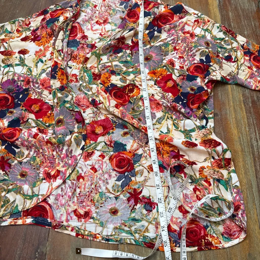 Women's TREND SHOP Floral Open Front Blouse Small White Red - Image 9