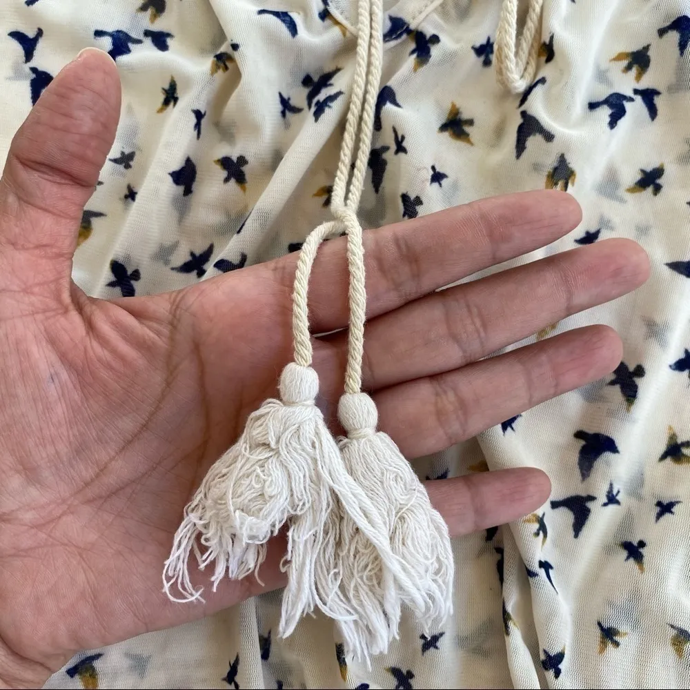 Bird Print Blouse Size Small Siren Lily - Image 6