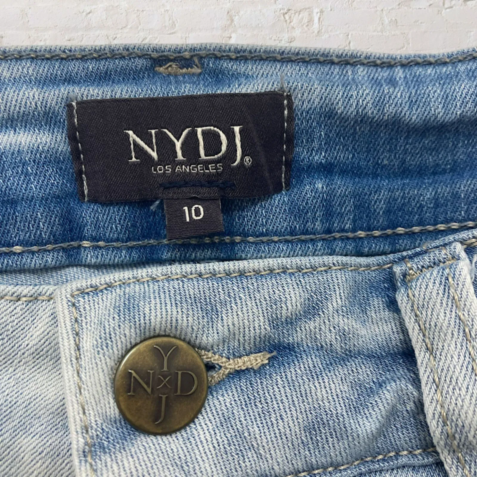 NYDJ Ami Ankle Skinny Jeans Light Blue Fade 10 High-Rise Casual Chic - Image 10