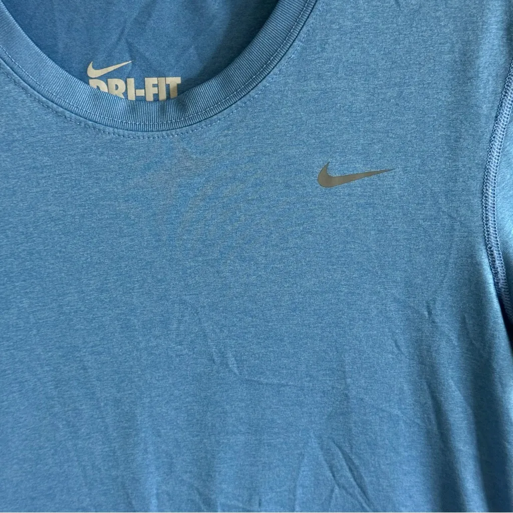 Nike Women's Dri-Fit T-Shirt Blue Crew Neck Gym Workout 100% Polyester Size Med - Image 3