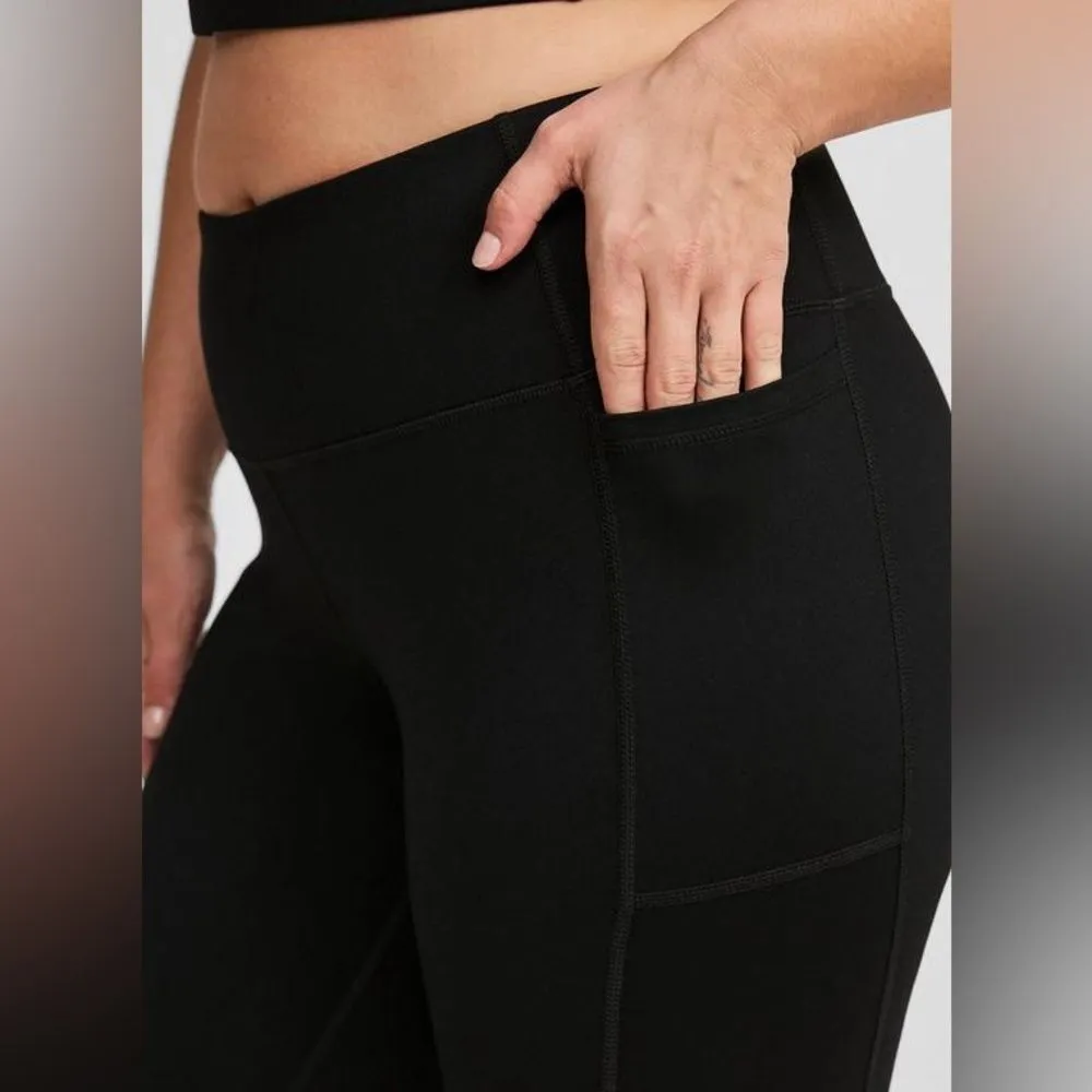 Torrid Active Black Capri side pocket Leggings Size 2 2X Plus size - Image 13