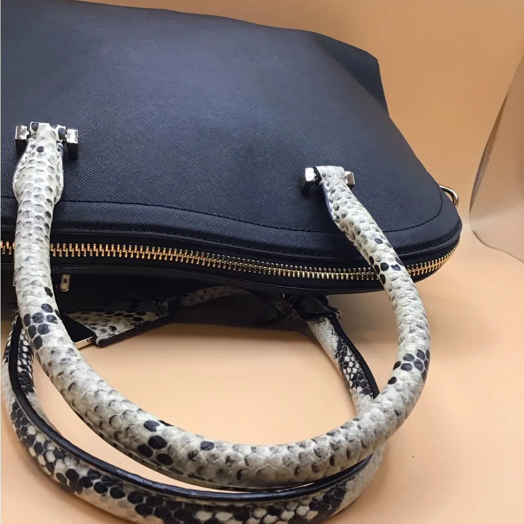 KATE SPADE ♠️ NEW YORK SATCHEL BAG  RN0102760 CA 57710 LIKE NEW CONDITION / COA - Image 11