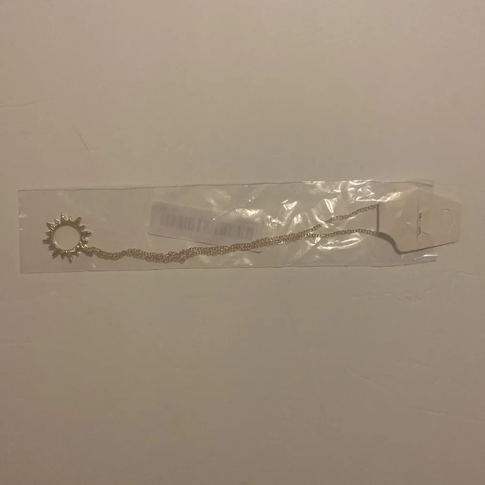 Fashion Golden Color Sun Pendant necklace - Image 4