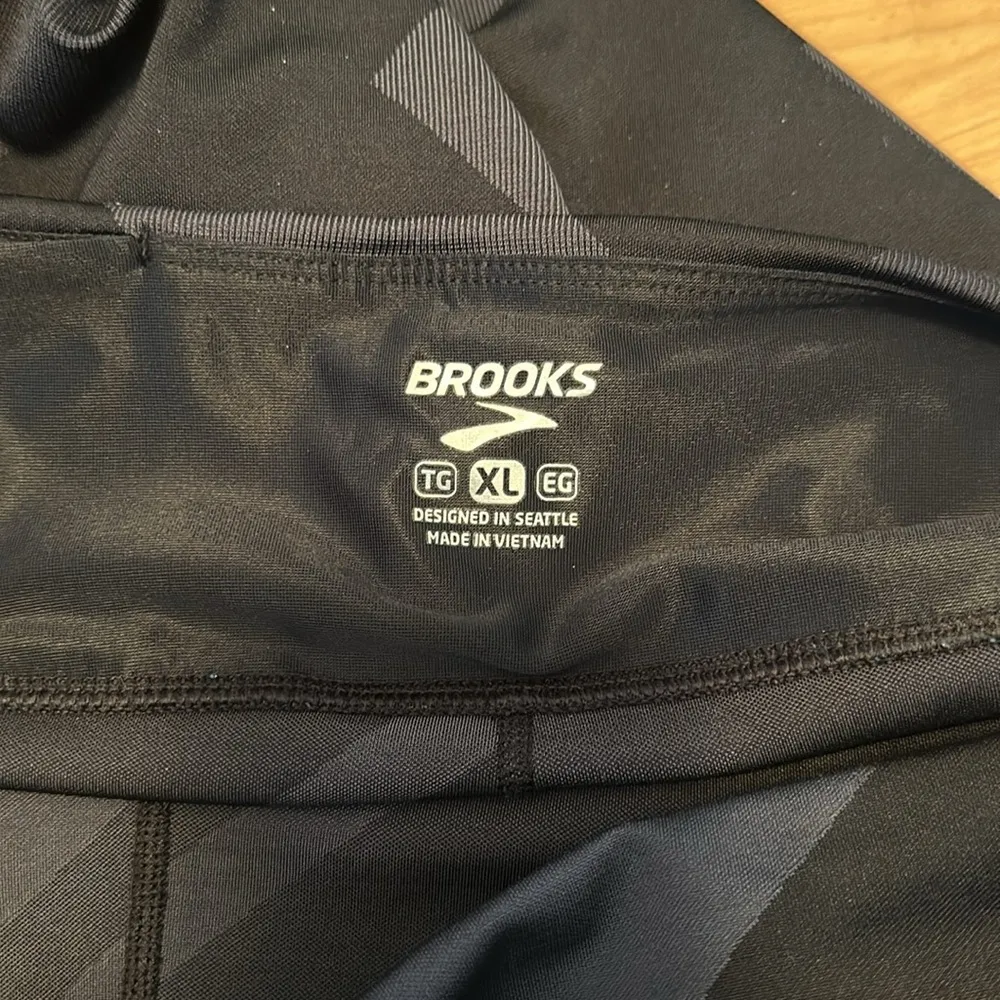 Brooks Running Formation Crop Tights Black Grey XL - Image 7