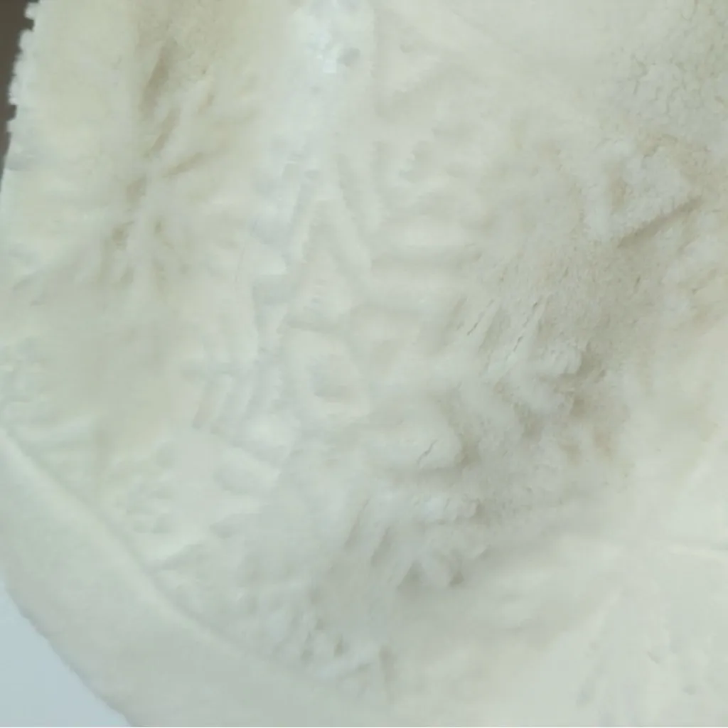 Bear Ridge Outfitters Faux Fur/Suede Snowflake Jacket - Image 8