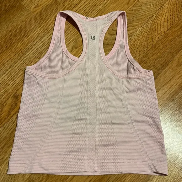 Lululemon cropped swiftly tank - Image 2
