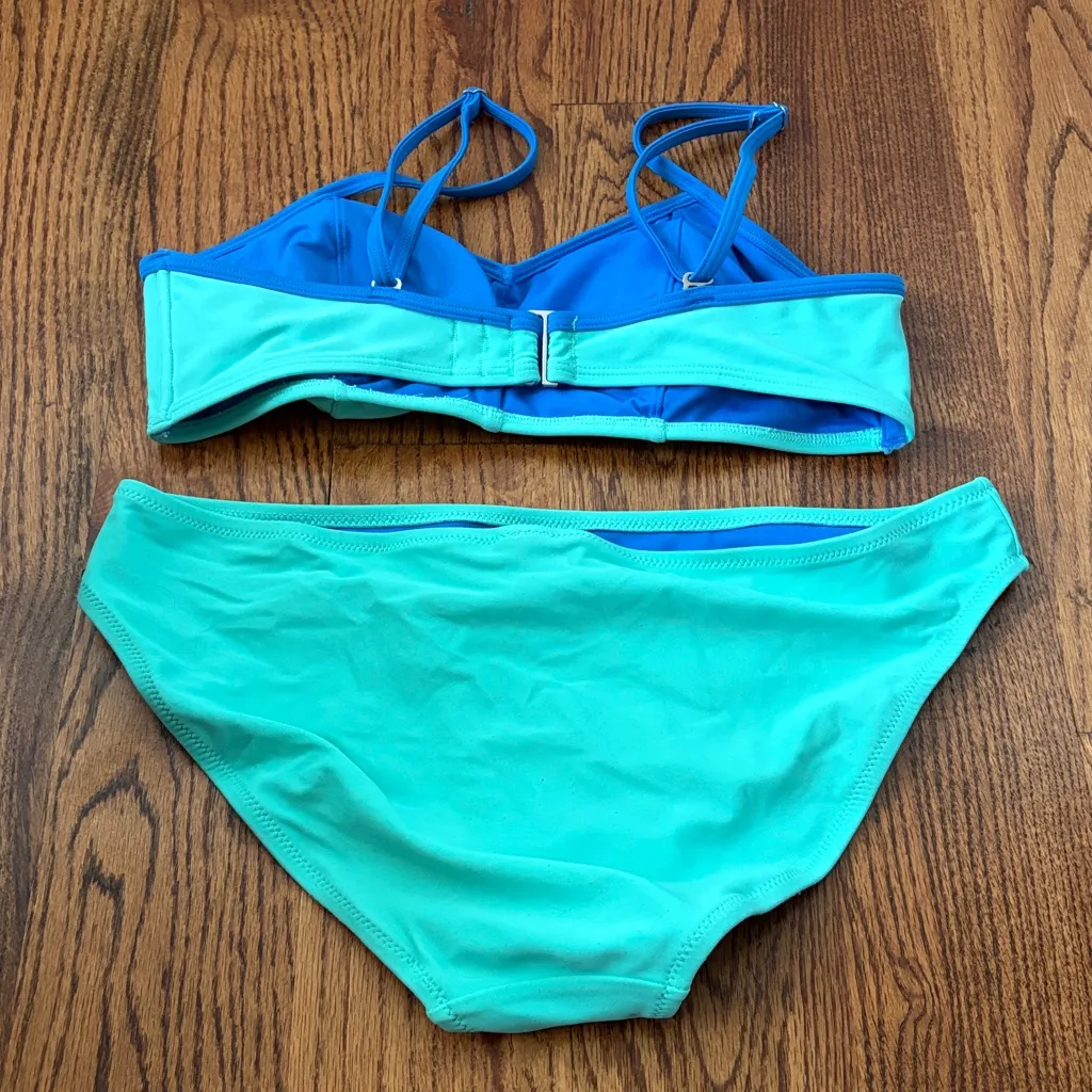 Old Navy Turquoise and Royal Blue Bikini Set Size Medium - Image 4