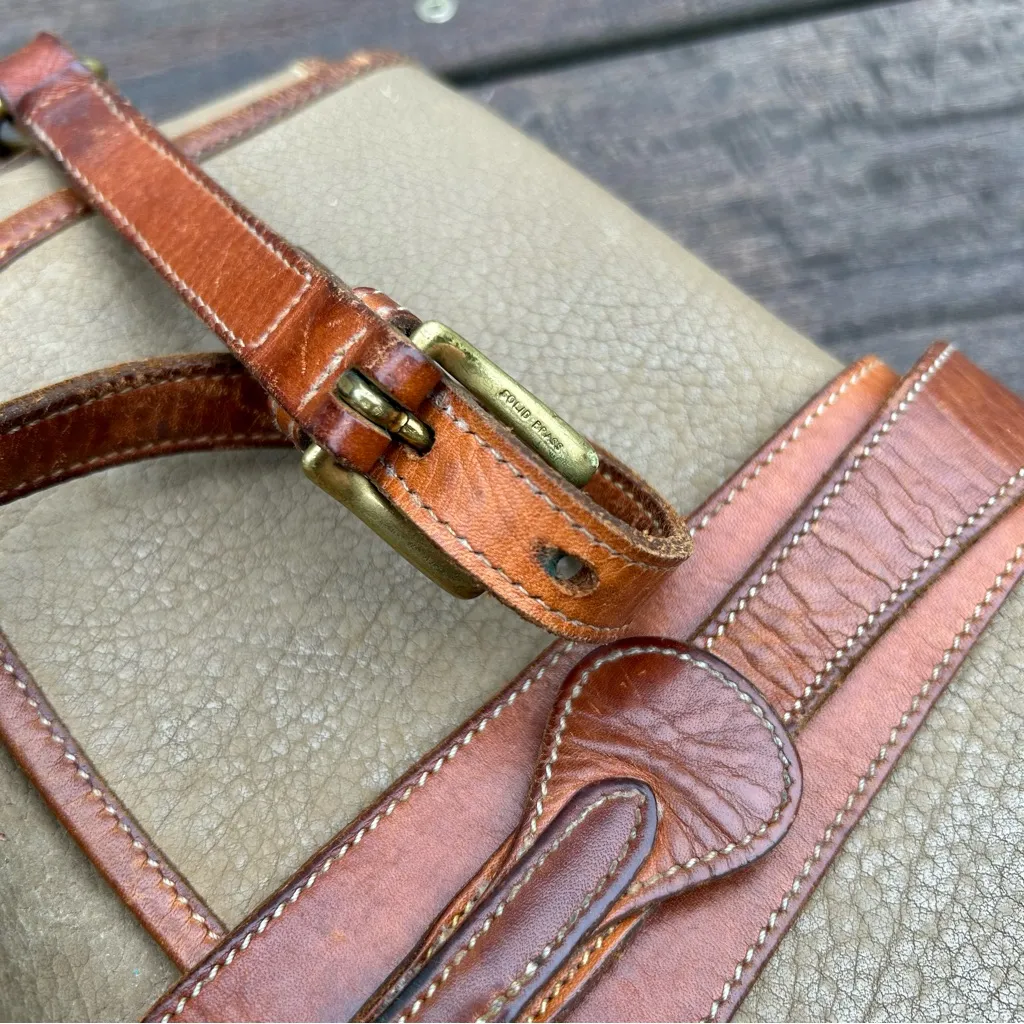 Tan Vintage Pebble Leather Dooney & Bourke Crossbody Purse All Weather Leather - Image 9