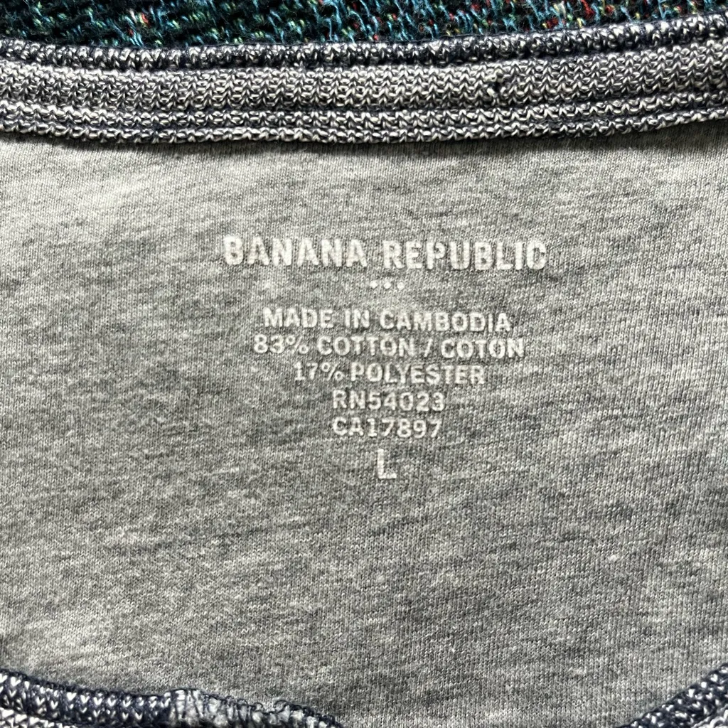 Banana Republic Gray Long Sleeve Henley Tee 1/4 Button Crew Neck SZ L Y2K Light - Image 14