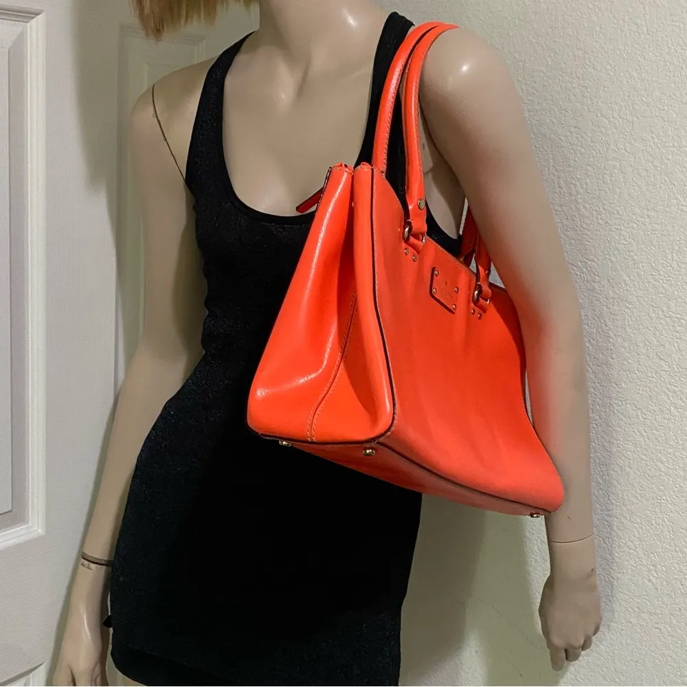 NY Wellesley Highlighter Orange Leather Tote Handbag & Wallet Set - Image 2