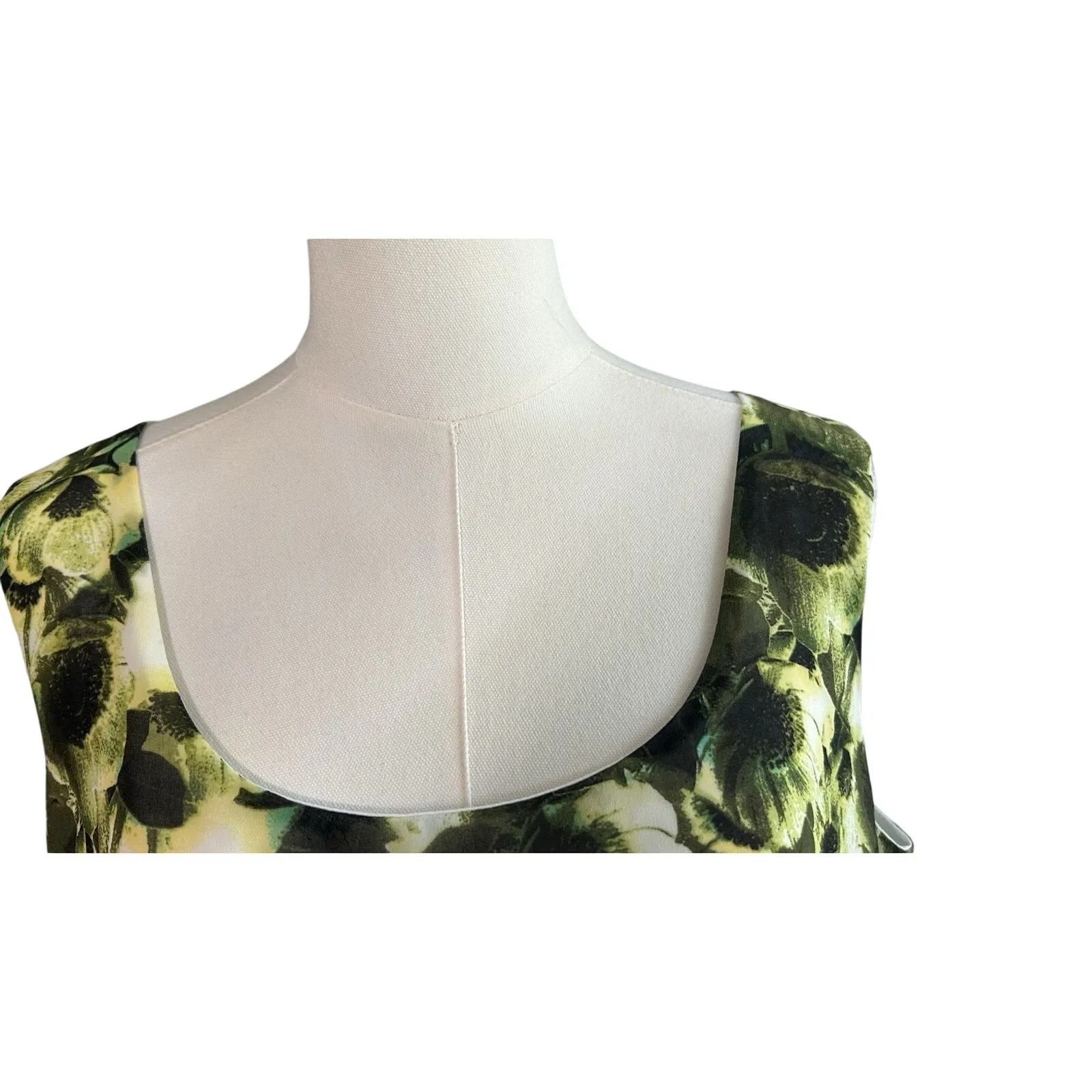 Skye's the Limit Floral Tank XL Layers Ruffle Boho Chic Flowy Silky Beach Resort Green - Image 3