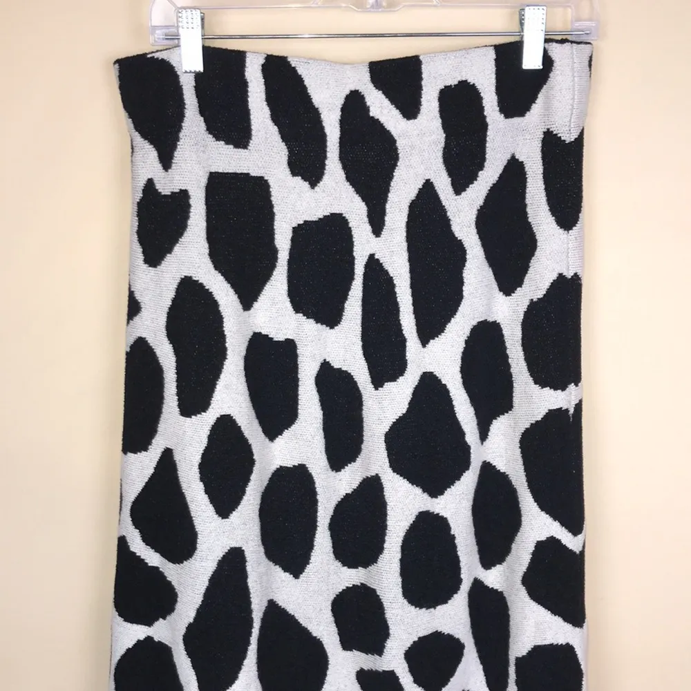 Women’s Animal Print Sweater Hi-Low Hem Cream Black Maxi Skirt - Image 5