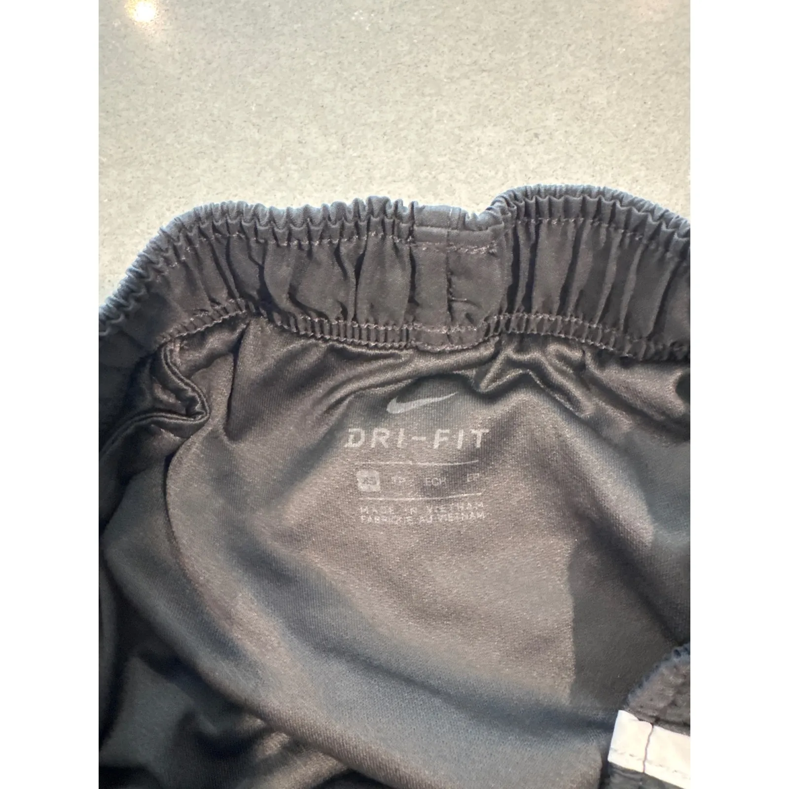 Nike Women's Running Shorts‎ DRI-FIT Gray Athletic Gym White Trim size xs - Image 3