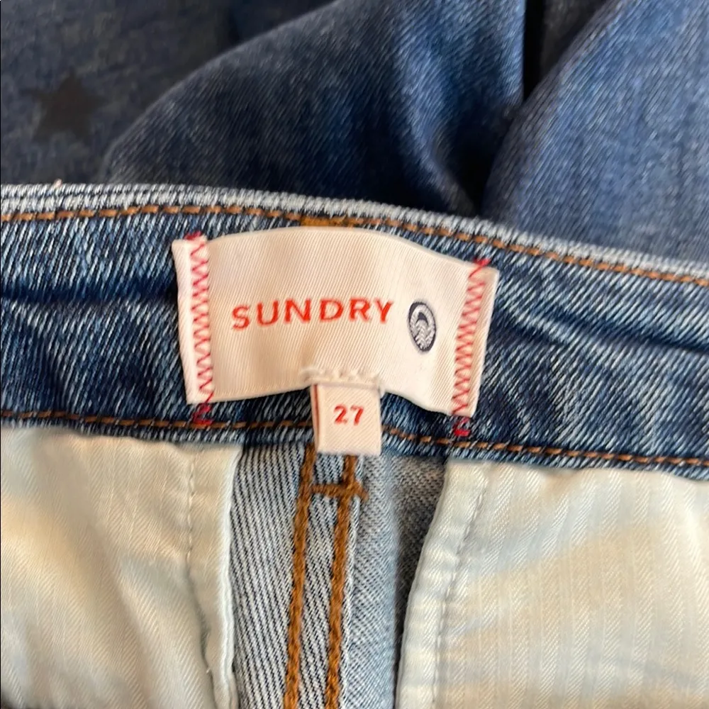 Sundry Star Print Cropped Jeans - Image 5