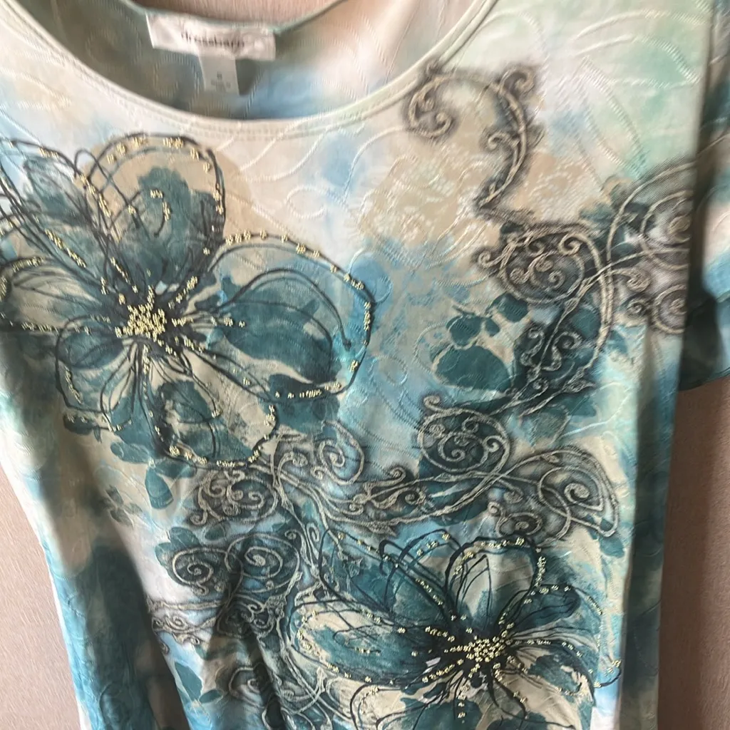 dressbarn Floral Short Sleeve Top small - Image 2