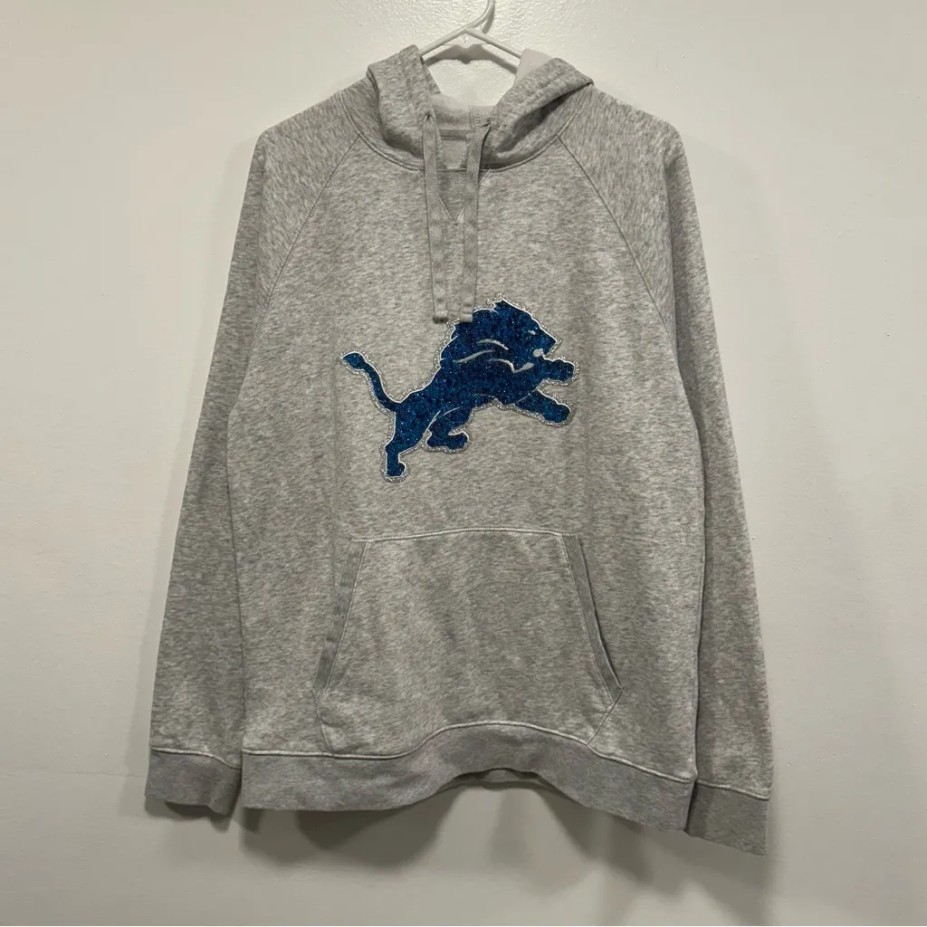 Detroit Lions hoodie sweatshirt! Gray Hoodie with Blue sequin Lion Design! Large - Image 3