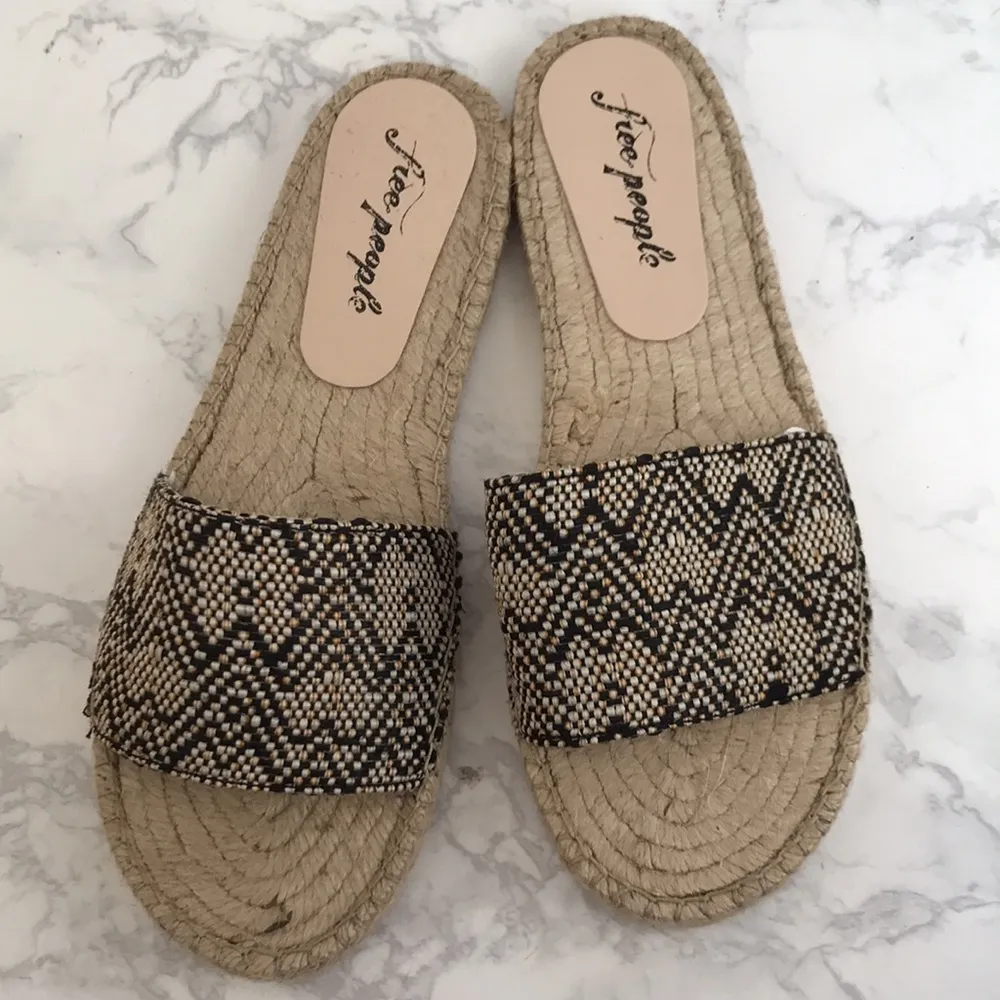 NIB Free People Beach Front Espadrilles Sandals - Image 3