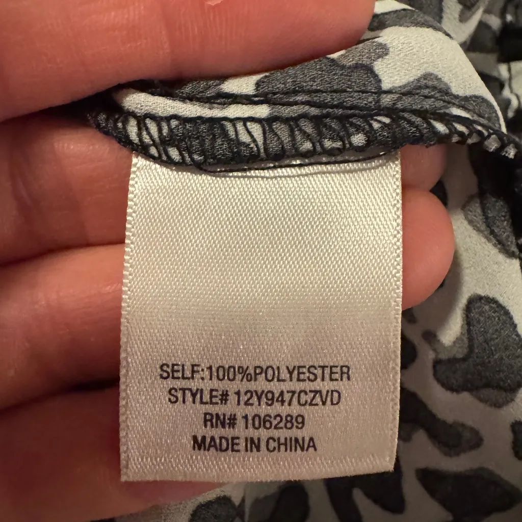 Miami Black and White Patterned Blouse - Image 4