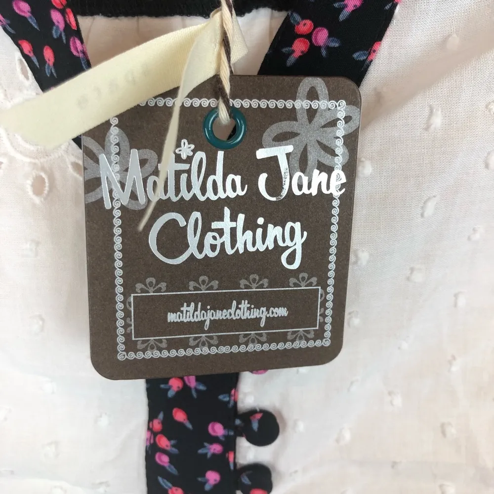 NWT Matilda Jane White Eyelet Snow Globe Tunic Top - Image 7