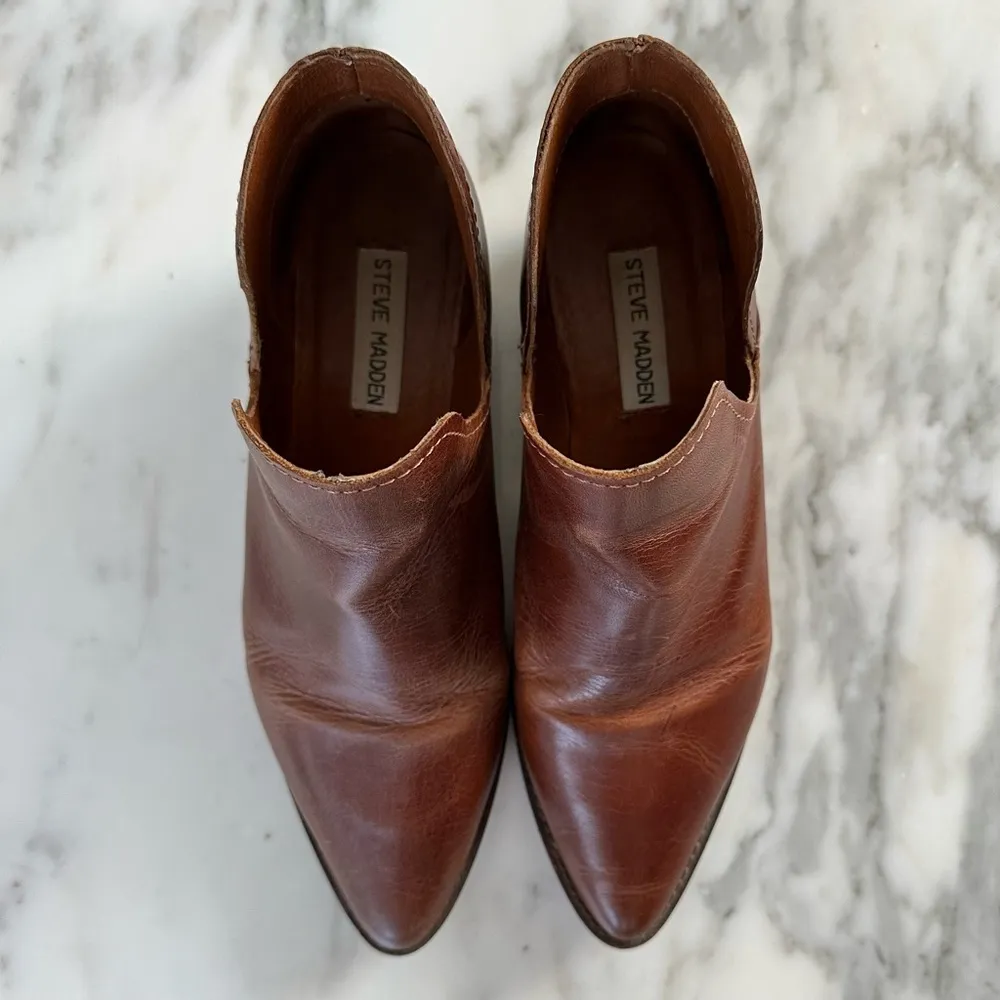 Steve Madden Austin Cognac Leather Ankle Booties • Sz 9 - Image 10