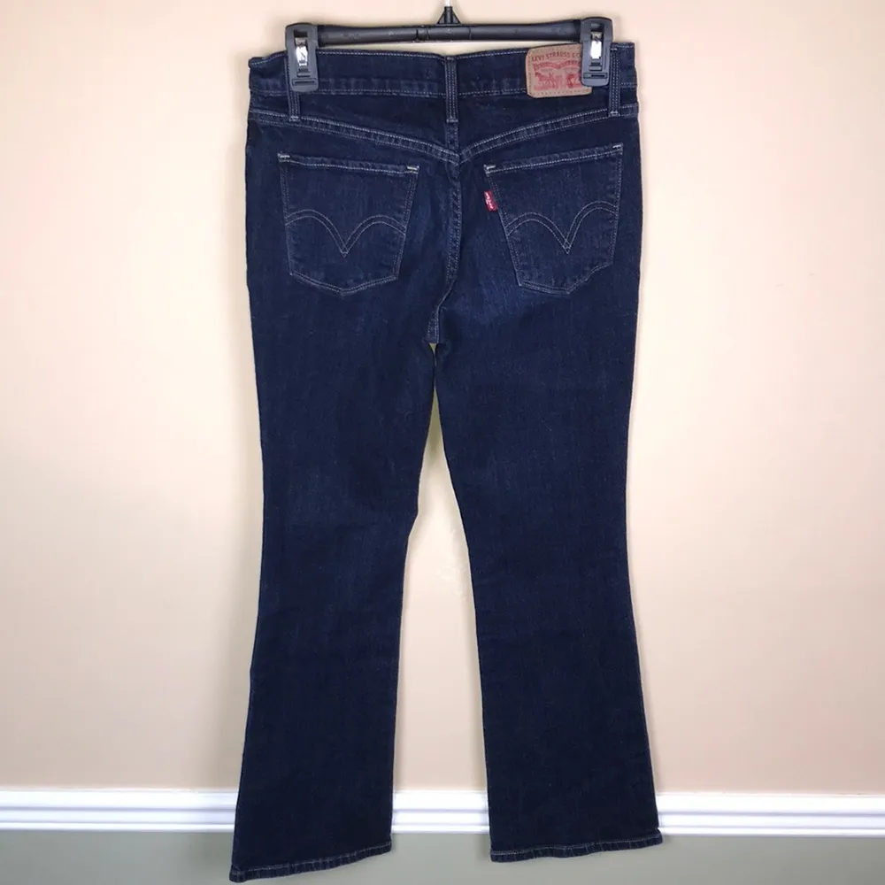 Levi’s Women’s 515 Bootcut Dark Wash Denim Jeans - Image 7