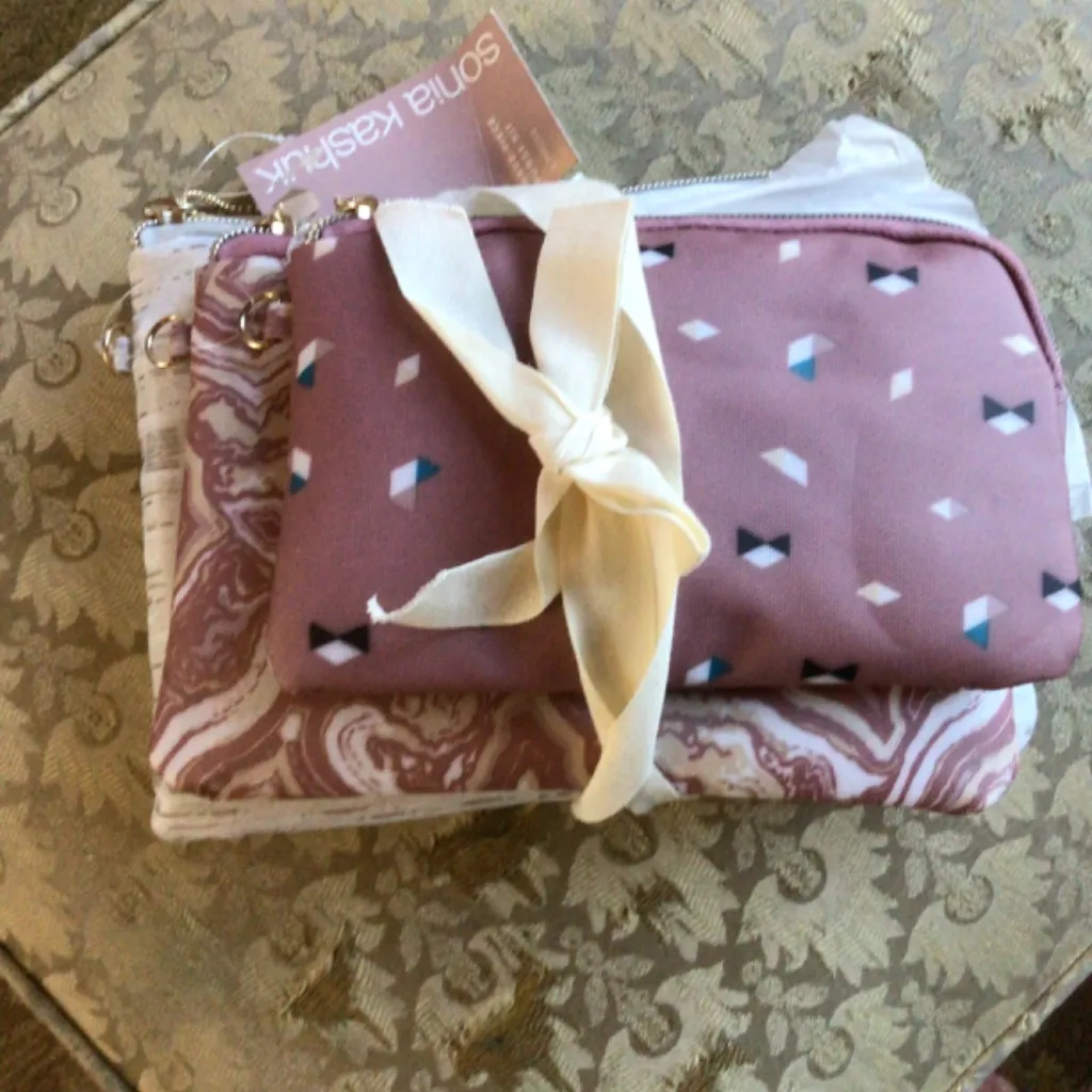 Cosmetic Bags by Sonia Kashuk Set of 3 multi NWT Pink - Image 2