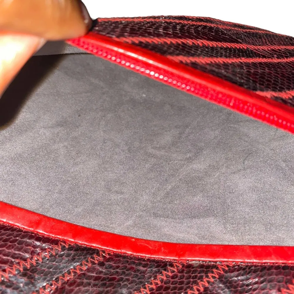 Vintage Leather clutch pouch purse with double sided zipper red and burgundy - Image 3