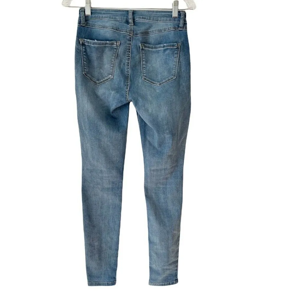 Rewash Distressed Mid Rise Medium Wash Stretch Denim Skinny Jeans Size 3/26 - Image 2