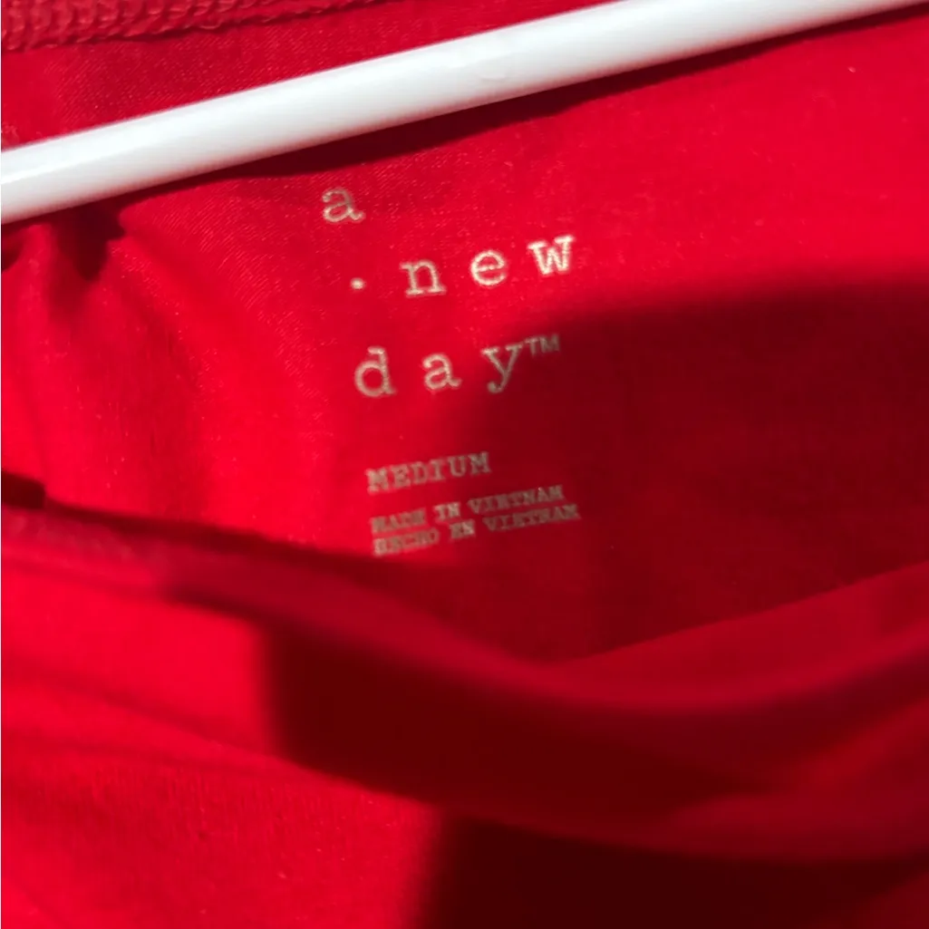 Red a new day body suit medium - Image 3