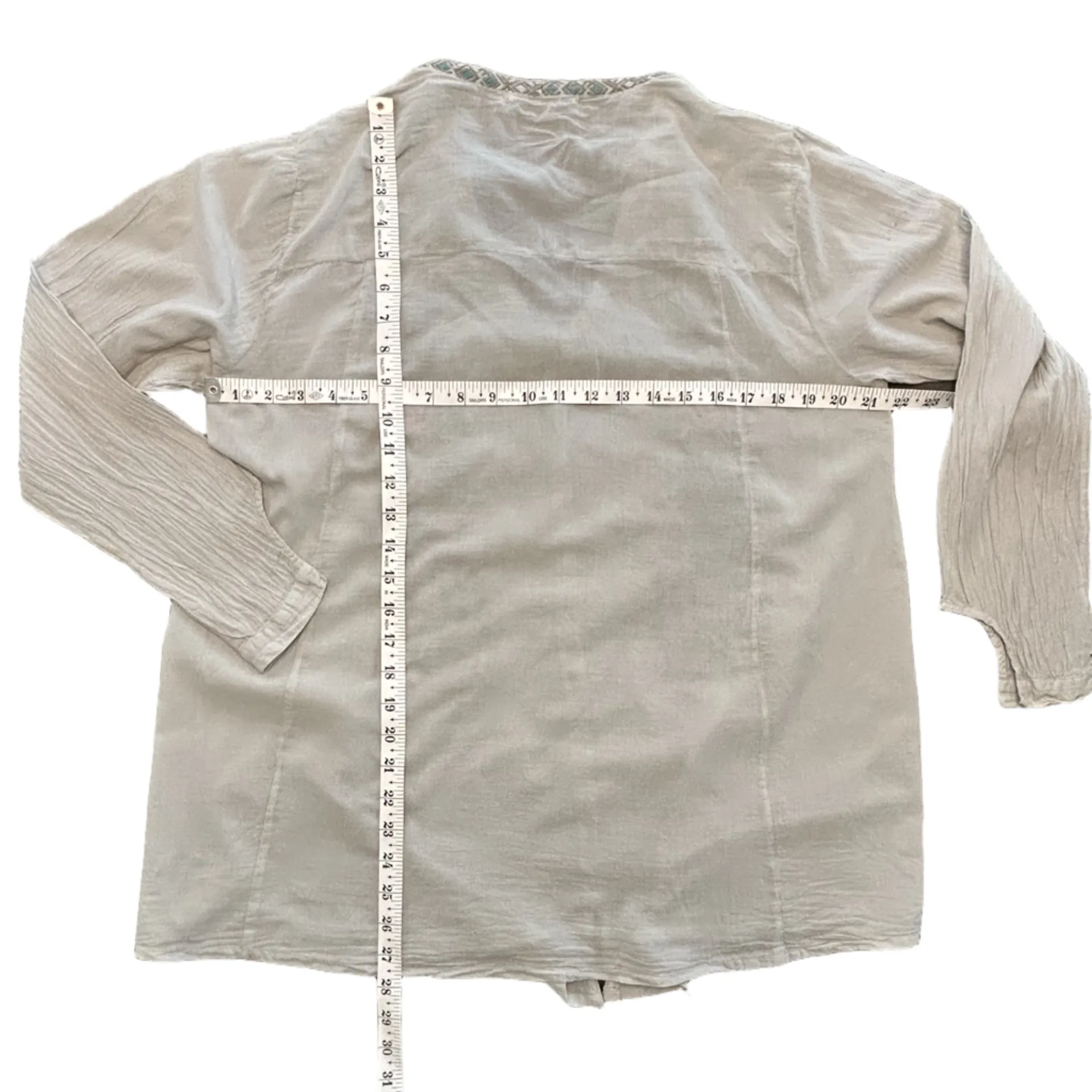 Johnny Was bohemian floral peacock embroidered artistic chic button down top S - Image 4