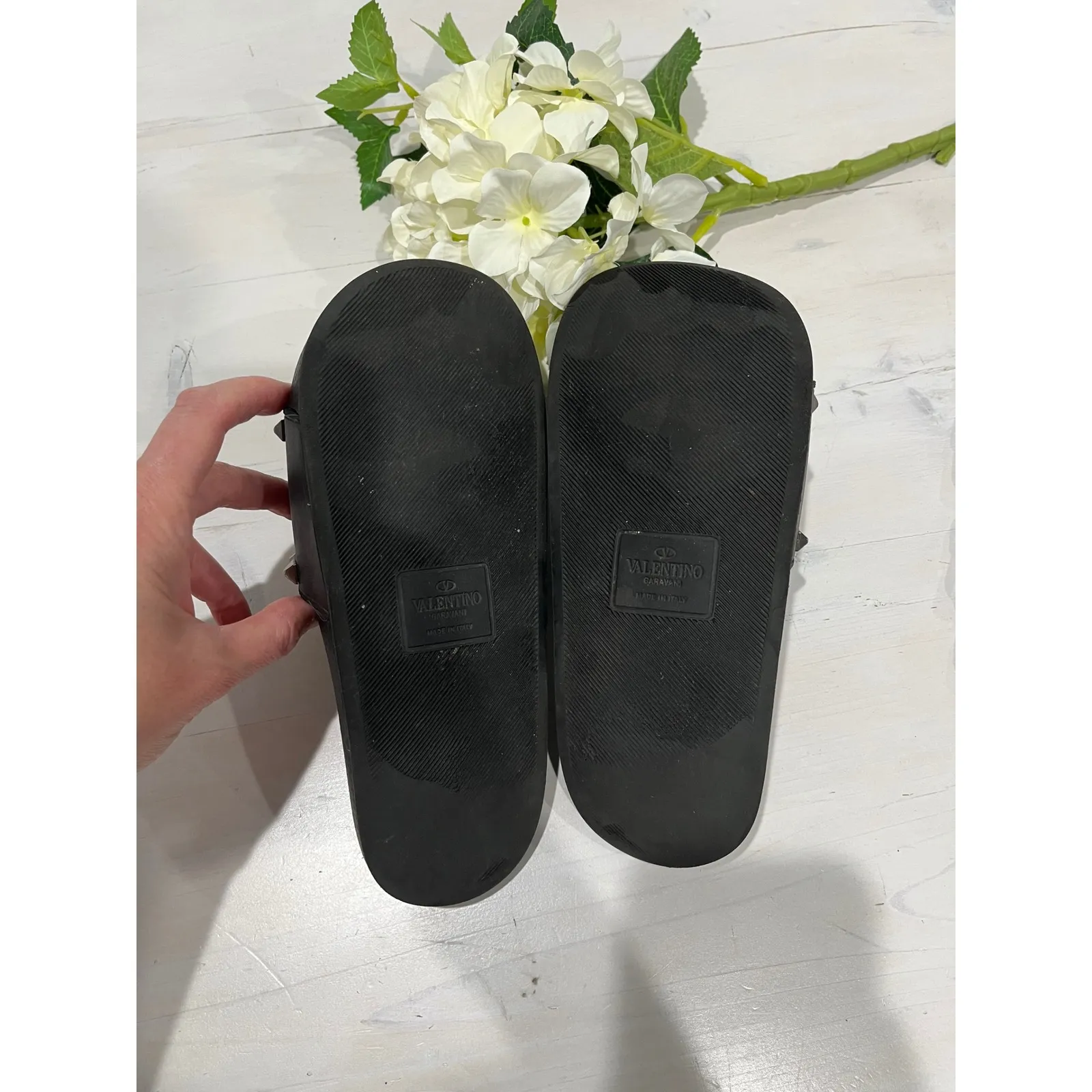 Valentino‎ Garavani Rockstud Black Rubber Slides Sandals Made in Italy - Image 8