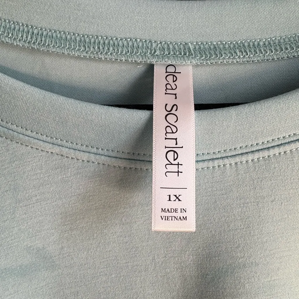 Dear Scarlett Light Blue Sweatshirt size 1X - Image 5