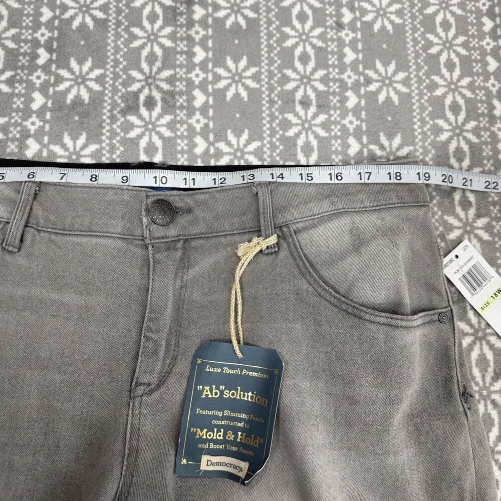 NWT Democracy Ab Solution Luxe Touch Denim‎ Shorts Light Gray Stretch Size 18W - Image 8