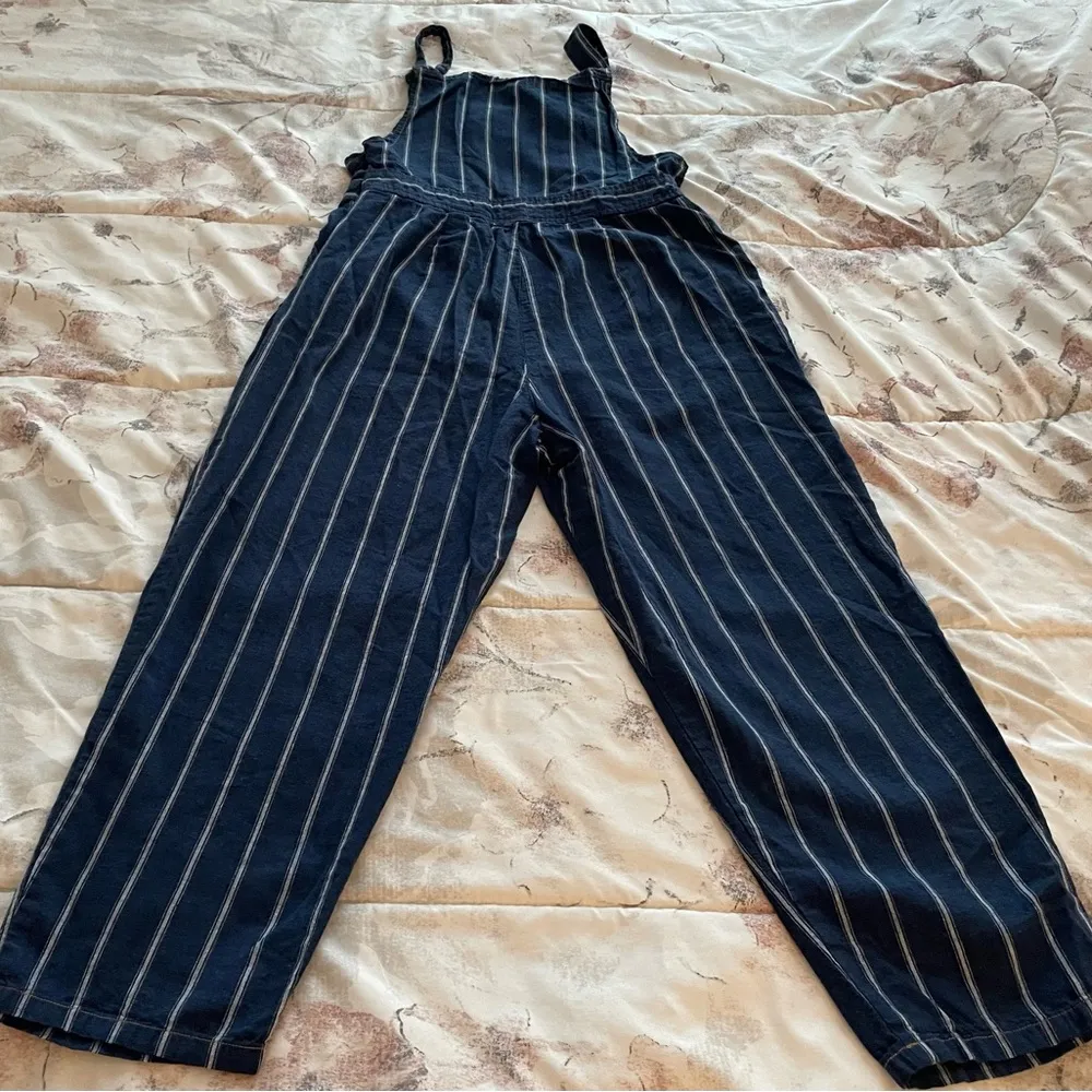 Ten Sixty Sherman Jiangsu Guosheng pinstriped navy white linen jumpsuit, size XS - Image 10