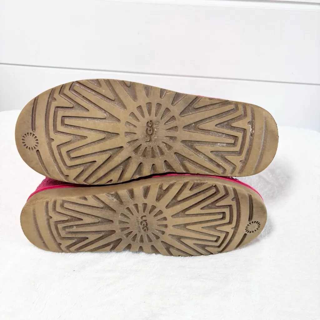 UGG Australia Red Sequin  Women's Boots Size‎ 7 - Image 8