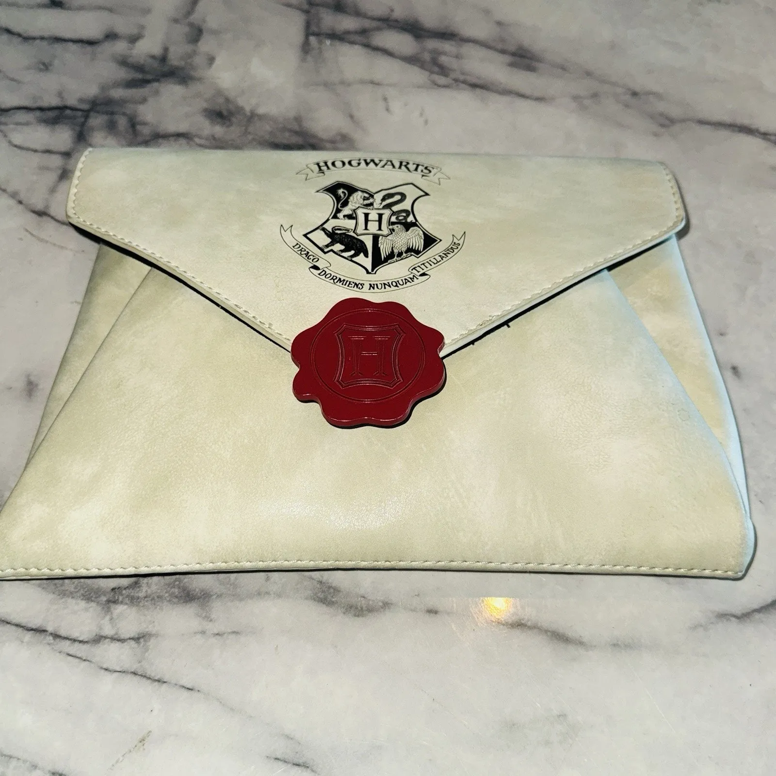 Wizarding World Of Harry Potter Hogwarts Acceptance Letter Clutch Crossbody Bag - Image 8