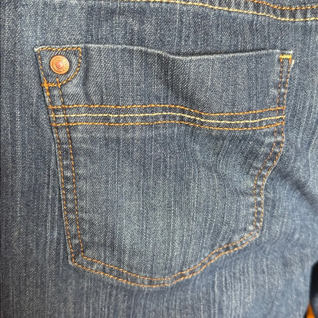 Faded Glory Denim Capri Jeans Women’s Size 16 Blue Floral Cuff Stretch Casual - Image 10