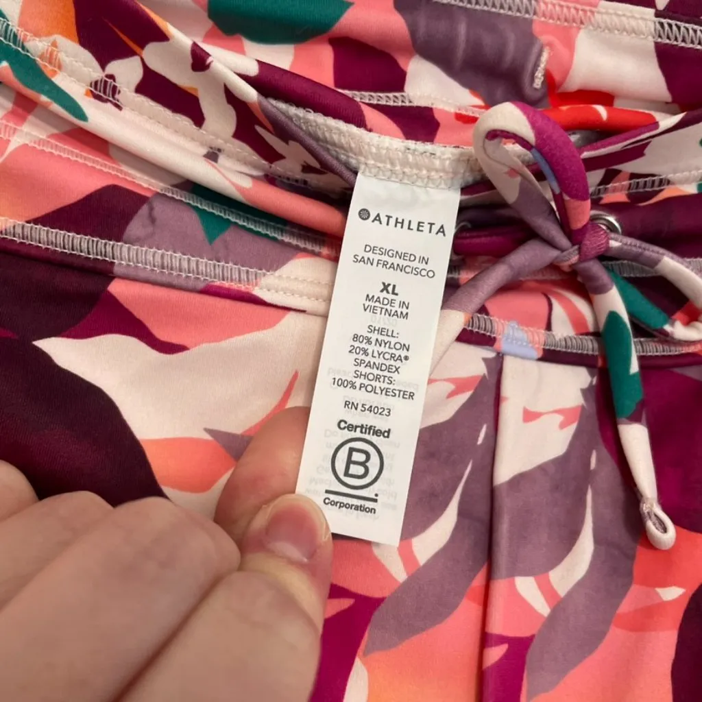 NEW NWT ATHLETA Surge Swim Shorts Daybreak Tropic Multi Tropical Floral Swimwear - Image 5